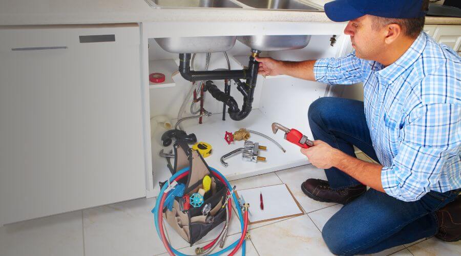 Professional emergency plumbing in Combs, AR